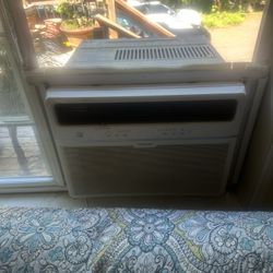 Toshiba Window Air Conditioner 