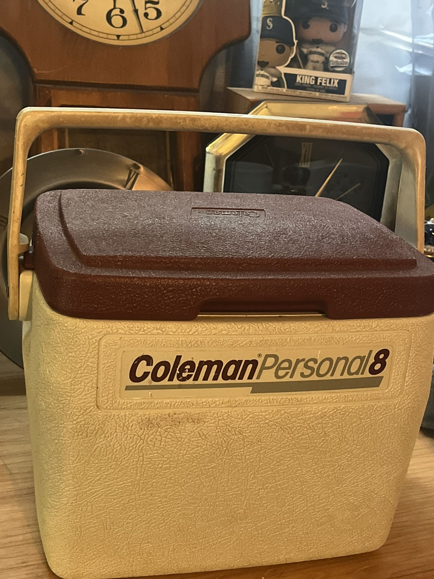 Coleman PERSONAL 8 Cooler MAROON RED BURGUNDY GRAY Lunch Box