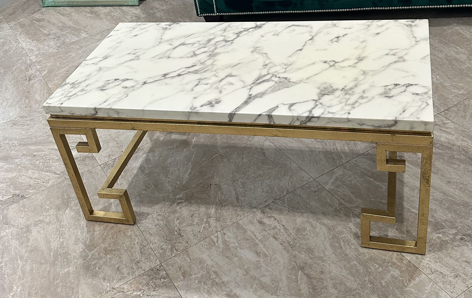Ziva coffee Table