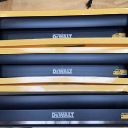 DeWalt drywall skimming tool 32 inch