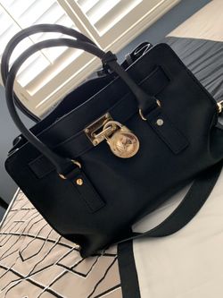 AUTHENTIC MICHAEL KORS HANDBAG
