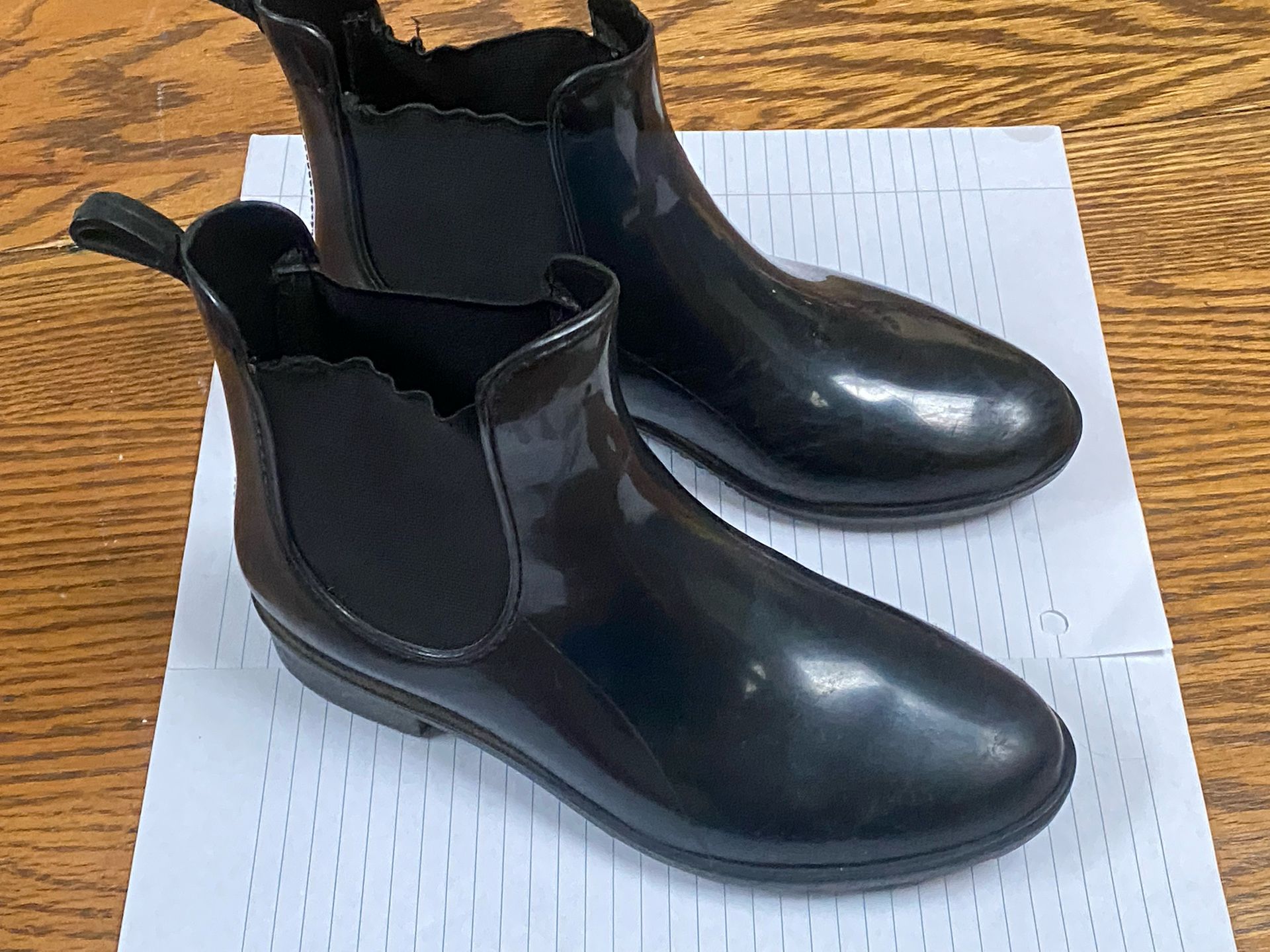 Kids Size2 Rain Boots