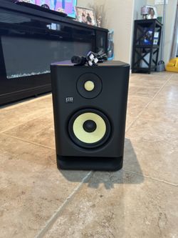 KRK Rokit5 G4 Speaker un-used