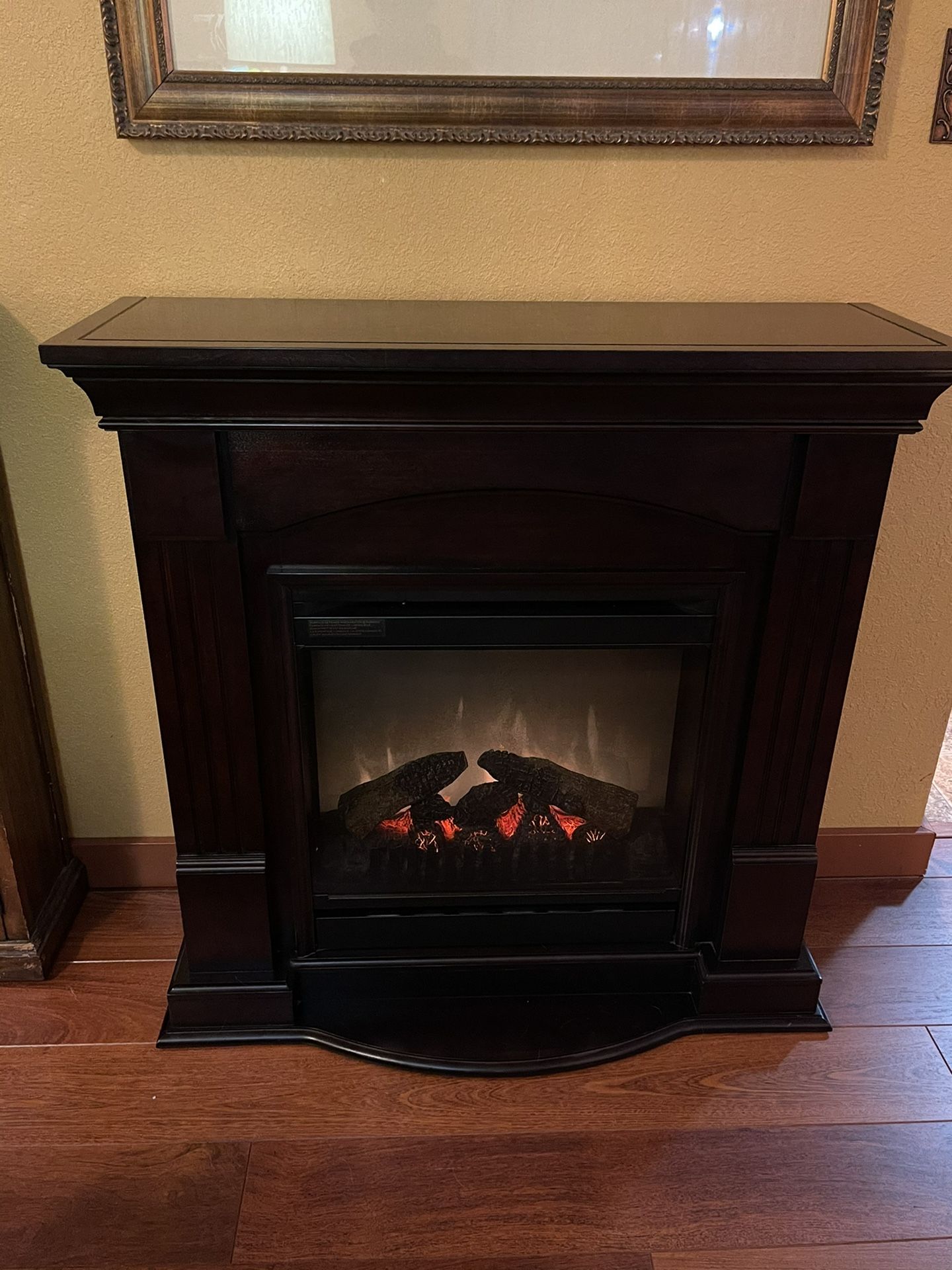 Electralog Electric Fireplace Air Heater W/Remote for Sale in Kent, WA