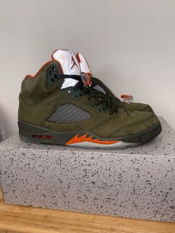 11 Mens Jordan 5 “olive”