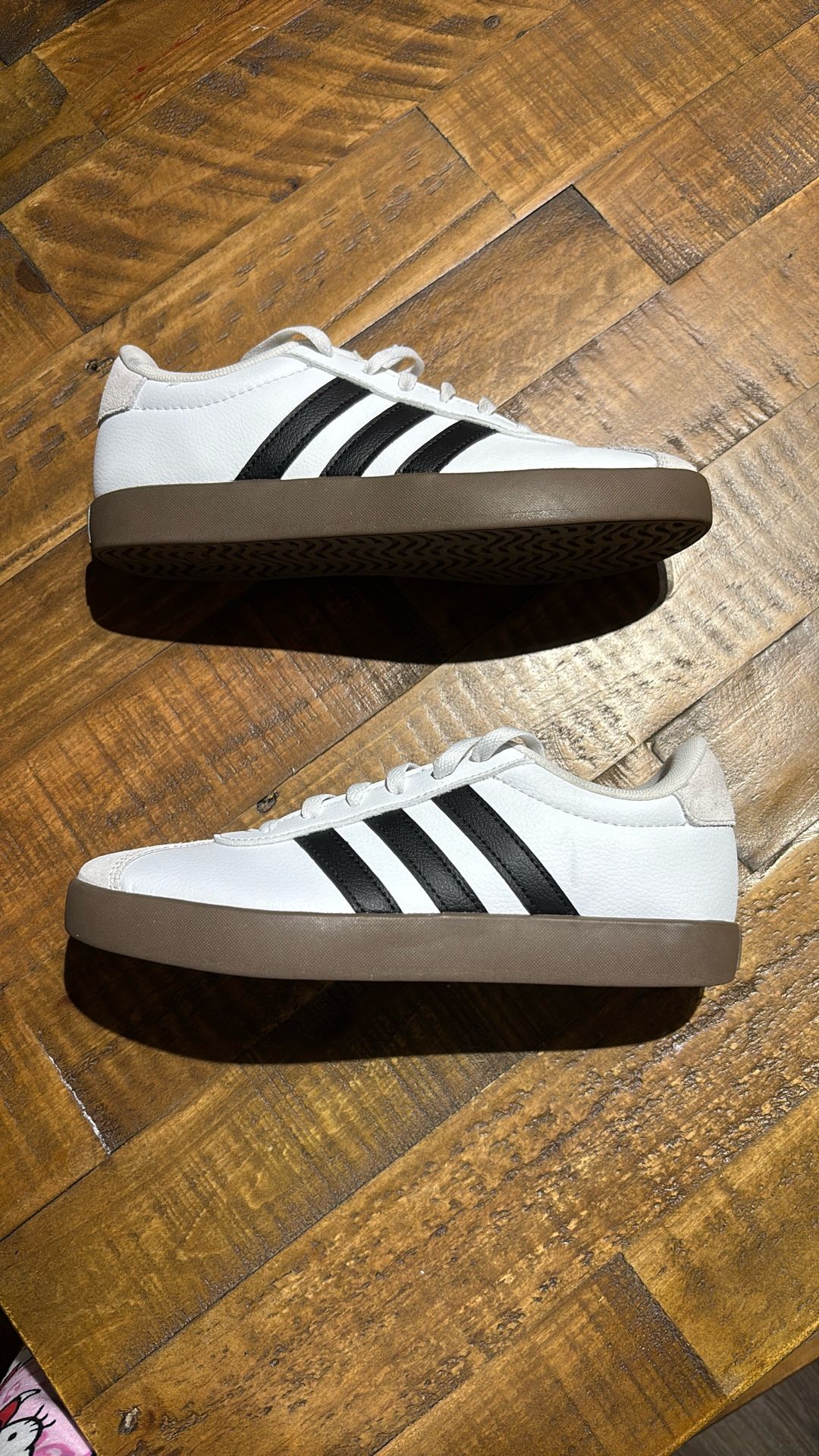 Women’s Adidas VL Court 3.0 sneakers