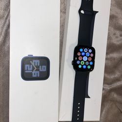 Apple Watch SE +gps 2nd Gen(2024)