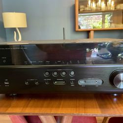 Yamaha RX-V683 AV Receiver