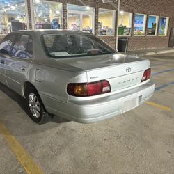 1996 Toyota Camry  (trades)