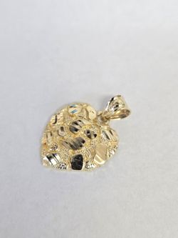 10kt Gold Nugget Heart Charm