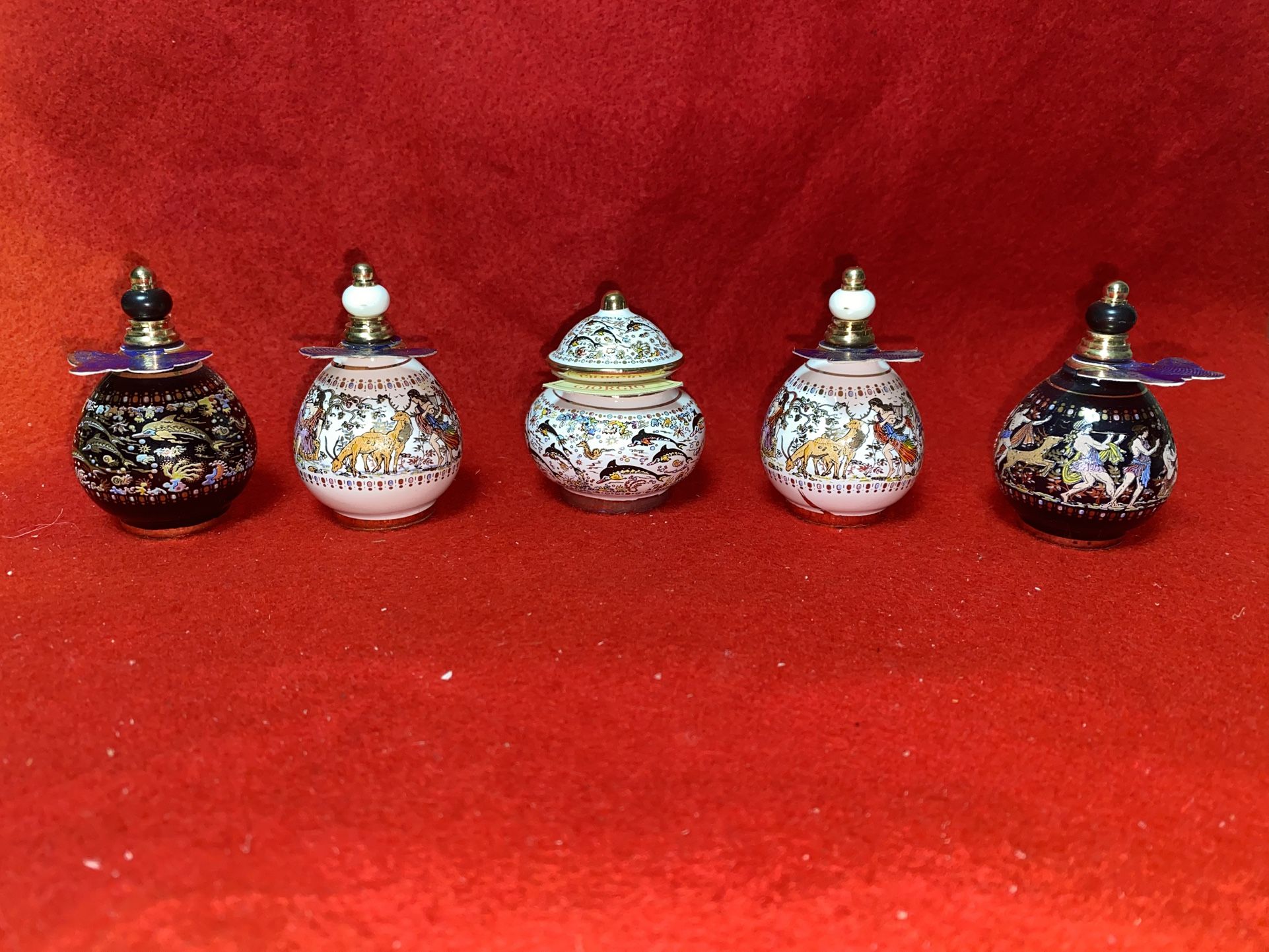 Vintage 2.5 Inch Set of 5 4 Oil/Perfume & 1 Cream 24k gold Ceramic Vase Collectibles (Read Description) (3 sets available)