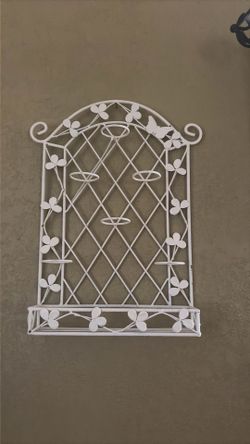 Iron decor