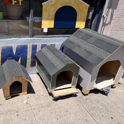 Dog Houses 🏡 