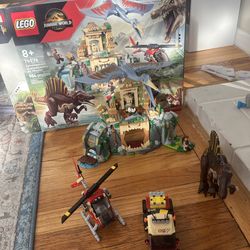 LEGO Jurassic World Spinosaurus & Quetzalcoatlus Air Mission (76976)