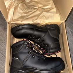 Avenger Women’s 9.5 Black Soft Toe Work Boot 