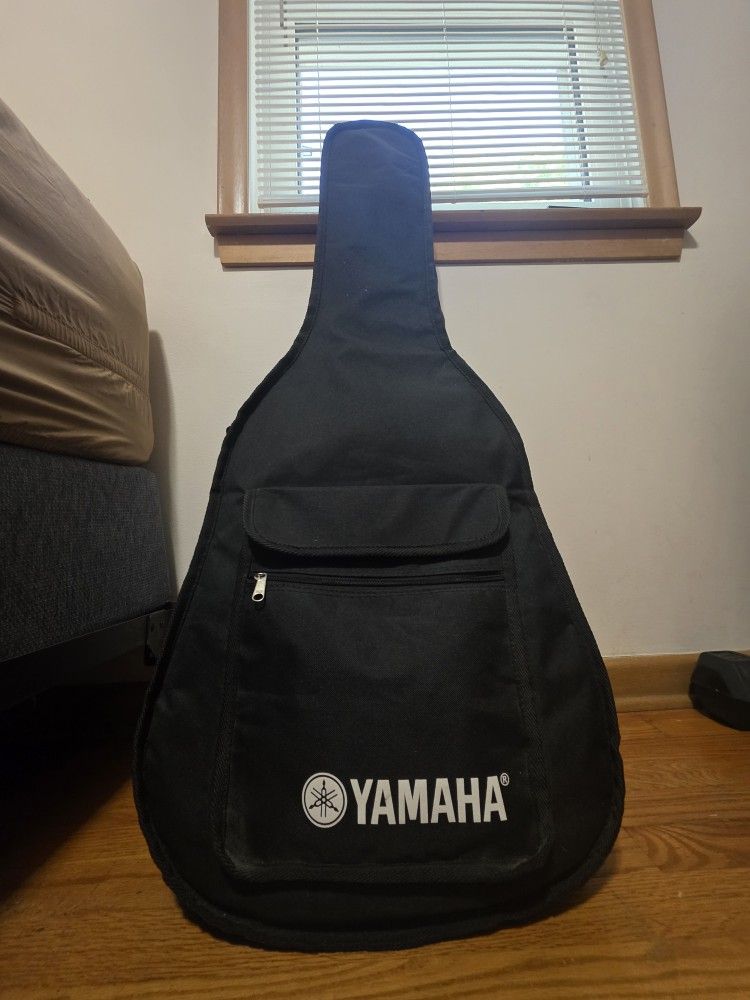 Yamaha FD02 Acoustic Guitar