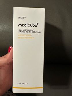 MEDICUBE Kojic Acid Turmeric Brightening Body Wash