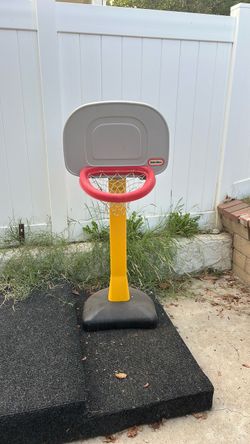 Toddler basketball net