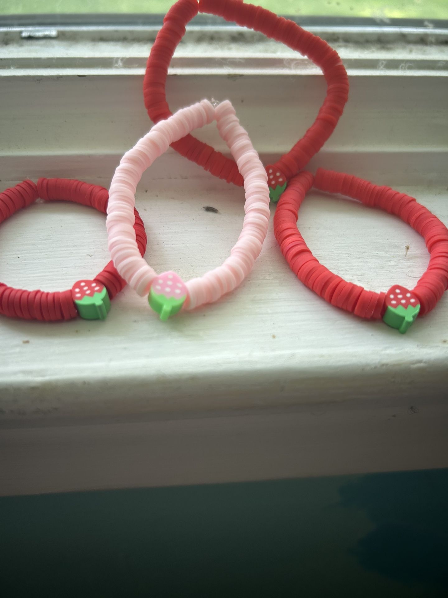 Strawberry Bliss Bracelet(1 Random)