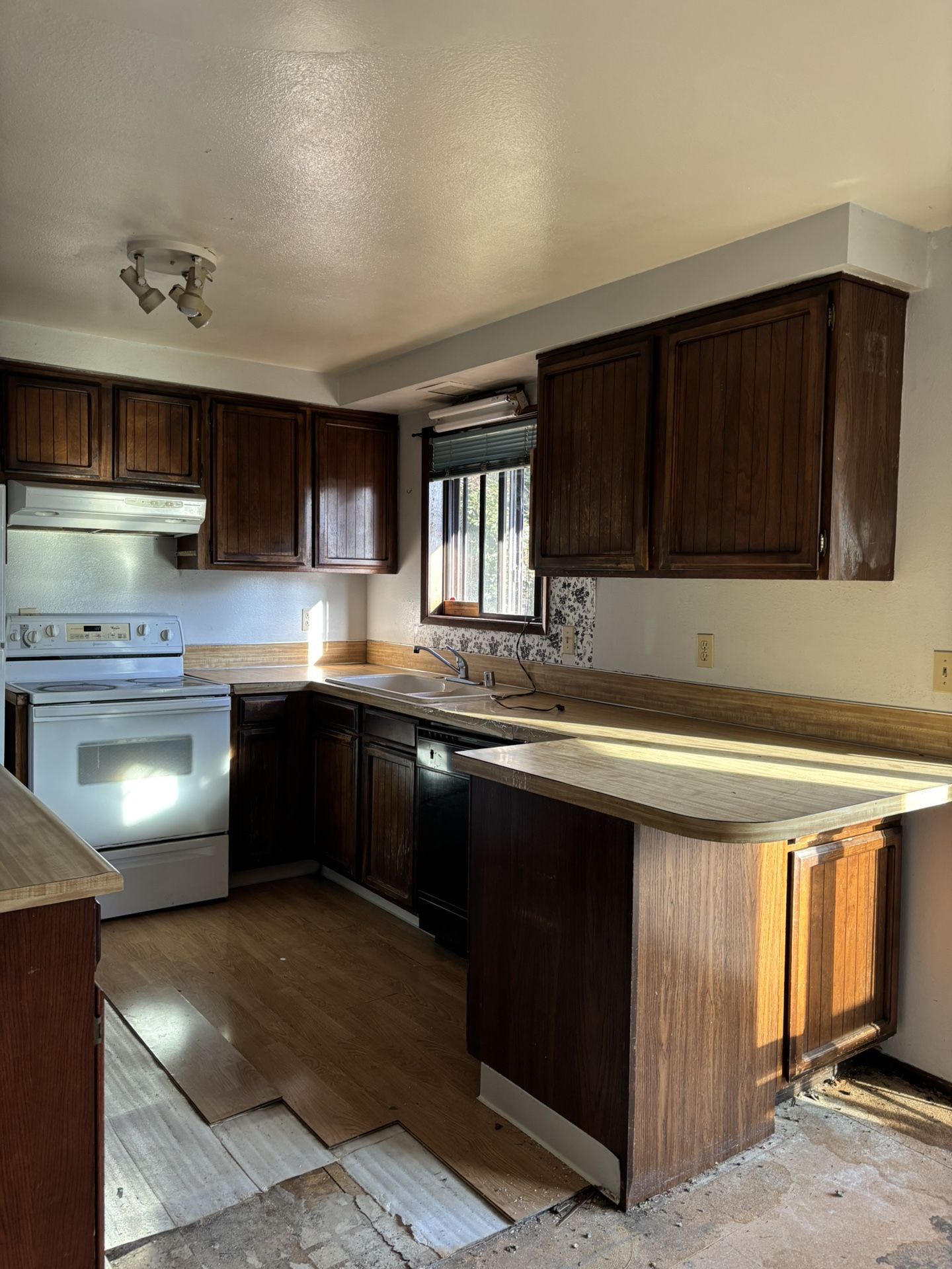 Kitchen Cabinets For Free