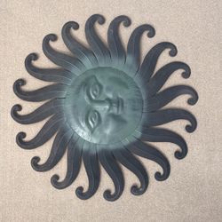 Wall Decor/ Metal Sun 