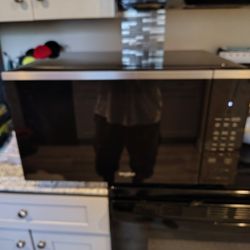 Whirlpool Microwave 