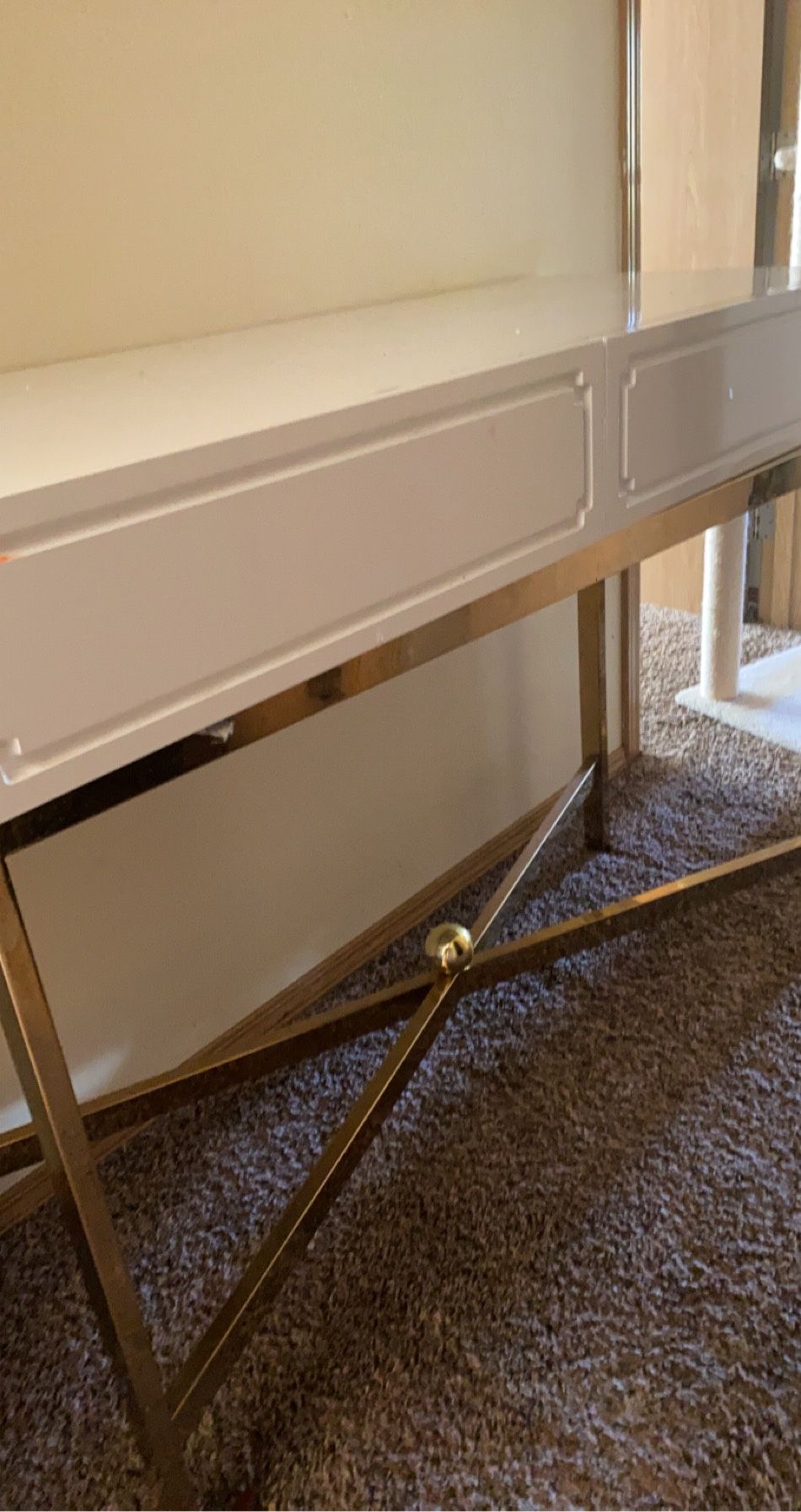 Desk/ vanity