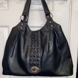 Nine West Hobo Style Shoulder Bag in Black 