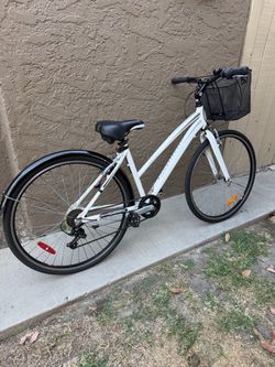 26 INCH INFINITY HYBRID BIKE