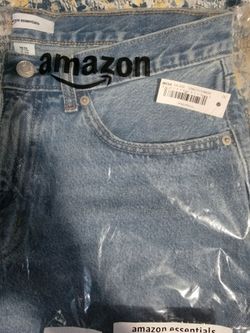 Amazon Essentials Men Rigid Relaxed fit 10" Jean Shorts