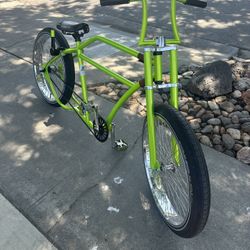 Ruff Cycle Porucho Custom Cruiser