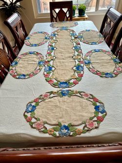 Vintage Set of Hand-Stitched Embroidery Applique Floral Linen Doily Runner and 6 Placemats