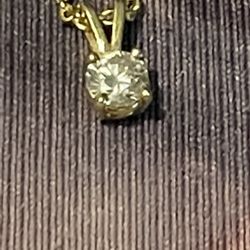  14k Gold Diamond Necklace 