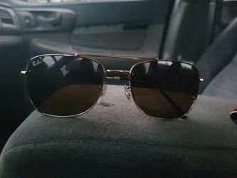 Ray-Ban Sunglasses Gold Metal Frame