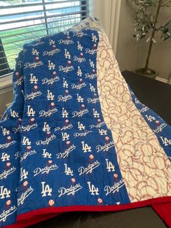 Dodger Quilted Blanket 48x60