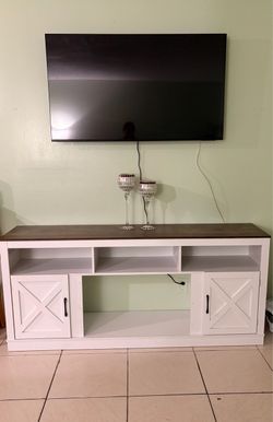 Tv stand ( mueble para tv )