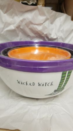 Rae dunn Wicked Witch Melamine bowl set