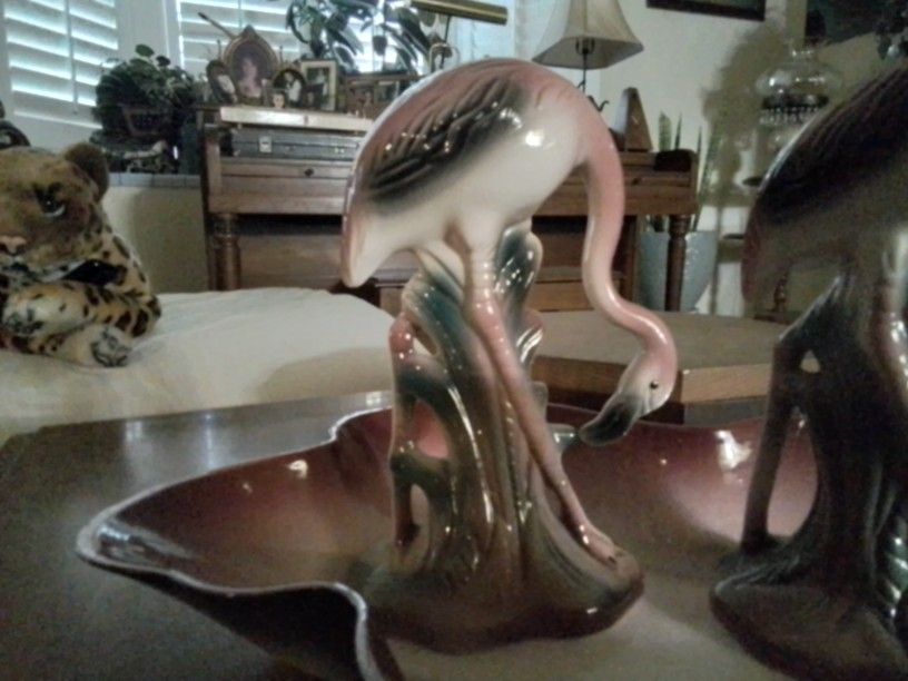 L.A. Pottery FLAMINGOS & POND