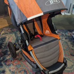 Bob stroller air filled tires! Excellent 👌🏻