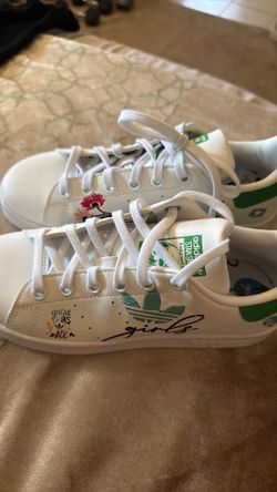 Adidas Stan smith for girls size 4