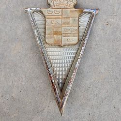 OEM 1940 Cadillac Rear Trunk Lid Crown Emblem V8 Trim Molding Original