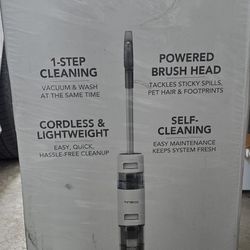 Brand New Floor Vacum & Mop