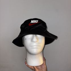Nike X Supreme Bucket Hat 