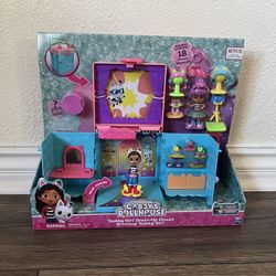 Gabby’s Dollhouse Play set
