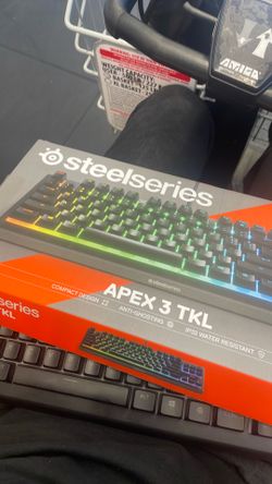 Apex tkl Steelseries keyboard