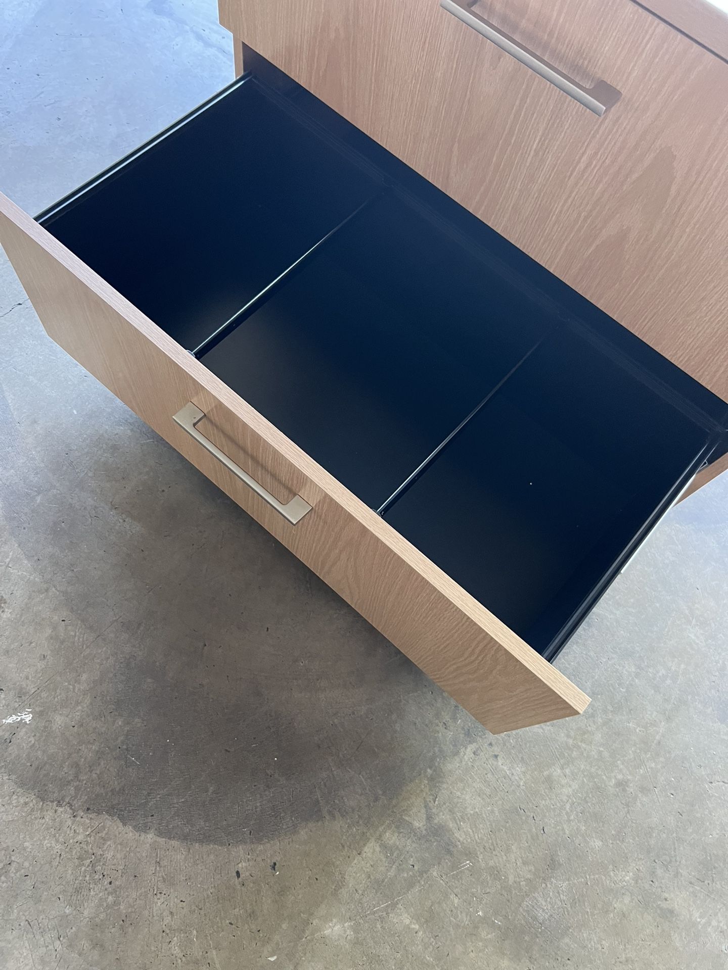 File cabinet almost new