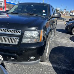 2012 Chevy Suburban ( $1200 DOWN)