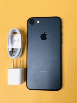 iPhone 7 32GB Factory Unlocked