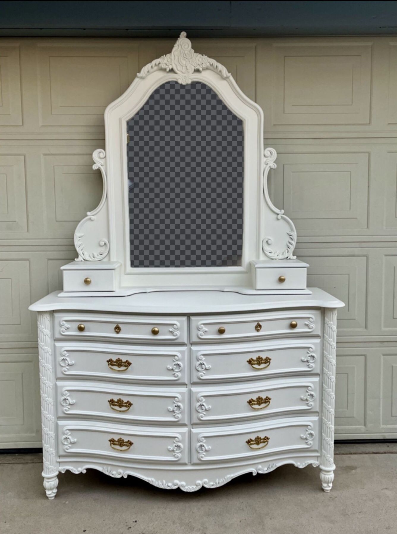 Adorable 2 Pieces, Dresser & Mirror set
