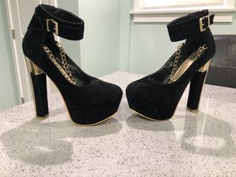 Black/Gold Chain Heels Size 8